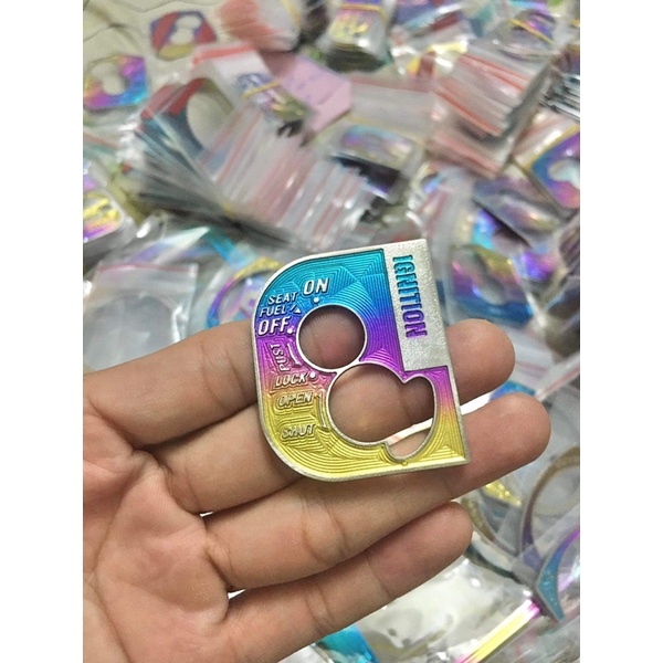 Tem titan Dán khoá SH có sẵn keo 3M đỏ chỉ lột lớp protect ra dán vào