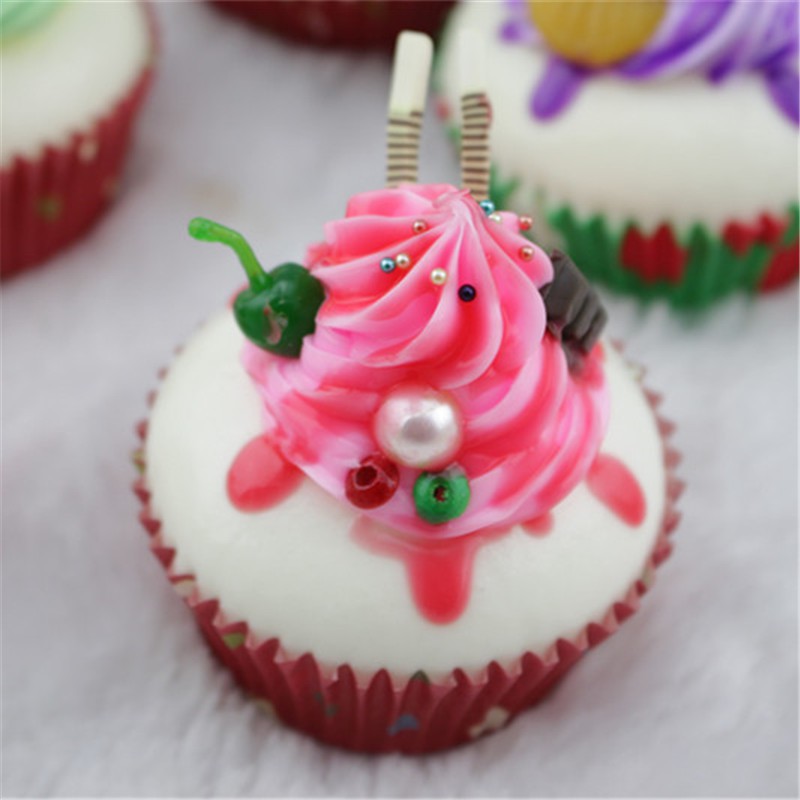 Mô hình bánh cupcake giả trang trí xinh xắn