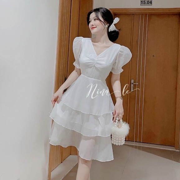 VÁY TRẮNG TẦNG CỔ TIM TAY PHỒNG - GD158