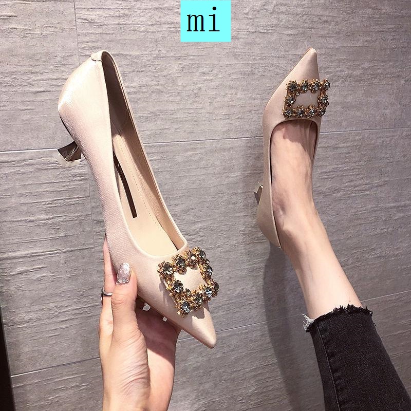 Giày cao gót mũi nhọn màu đỏ thời trang mùa thu Pháp mới 2021 5Cm cho cô dâu