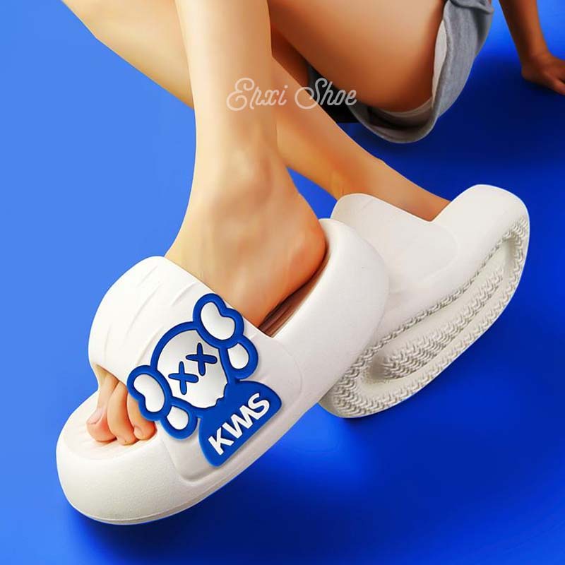 Oeggeo Dép Xỏ Ngón Mang Trong Nhà Đế Dày Họa Tiết Hoạt Hình Dành Cho Nam Và Nữ