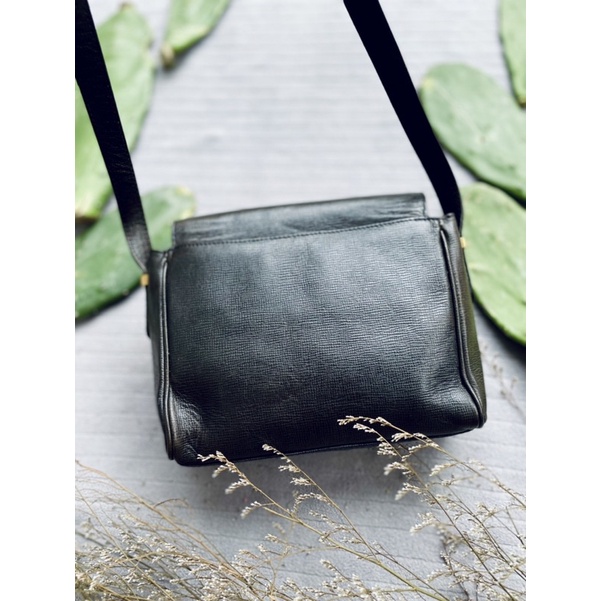 SALE-  si da thật hiệu Pierre Cardin