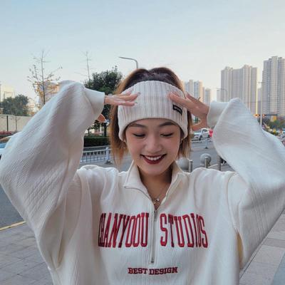 Áo sweater tay dài unisex nam nữ có cổ kéo khóa nót bông, có hình thật.