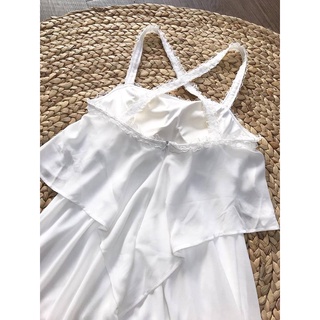 Đầm maxi trắng dây hở lưng