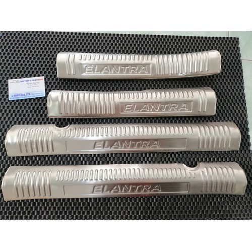 Ốp Bậc Cửa, Nẹp bước chân Trong, Ngoài Xe Huyndai Elantra 2016 2017 2018 2019 2020 2021, chất liệu Inox