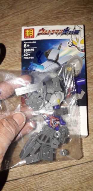 Lắp ráp 1 hộp LegoConverge Kamen Rider 90029