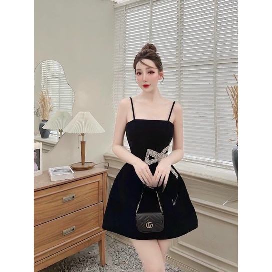 Váy đầm dự tiệc sang chảnh 2 dây màu đen cúp ngực phối nơ Linhnastore