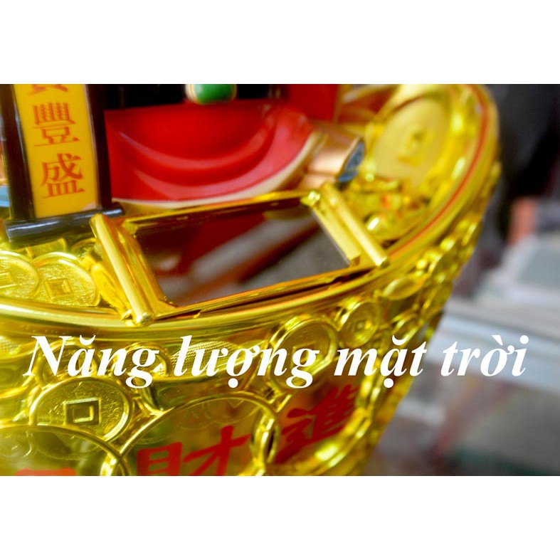 Thần Tài ngồi thỏi vàng gật đầu gọi khách năng lượng mặt trời -Có link youtube