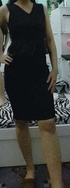 Thanh lý đầm thiết kế , size S-M nguyên tag,