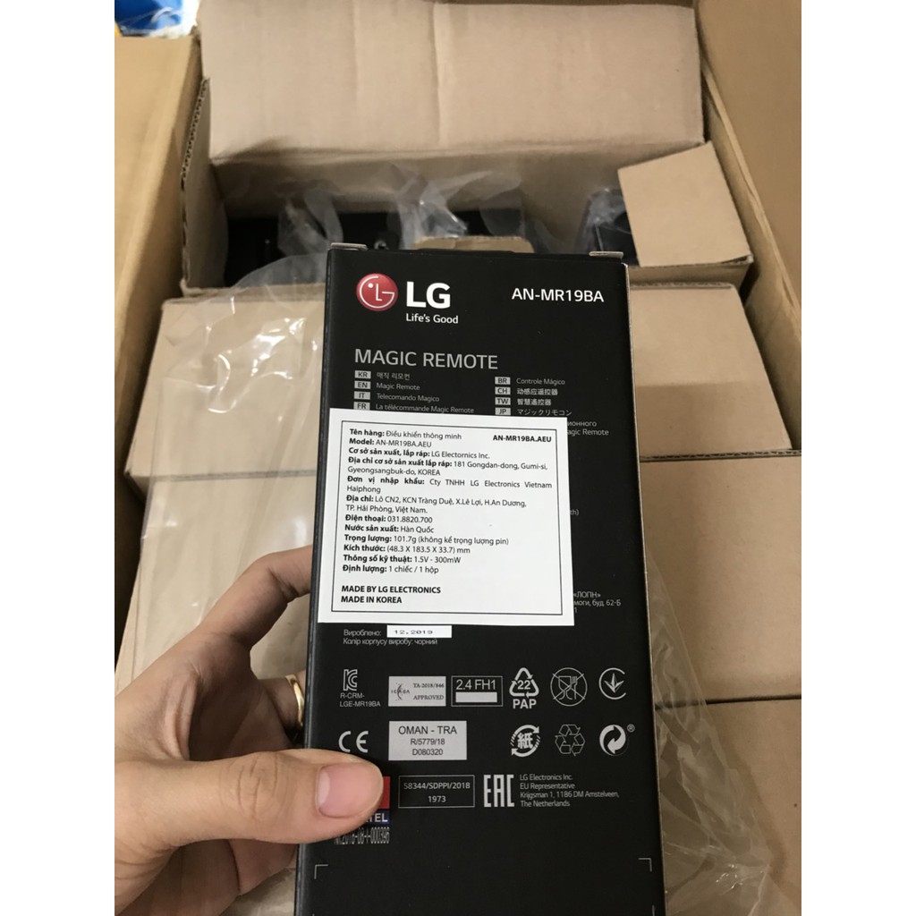 ĐIỀU KHIỂN TV LG Smart Chuột Bay Micro đời mới nhất MAGIC REMOTE CHO SMART TV  [Hàng chính hãng LG] Hộp Đựng Cao Cấp