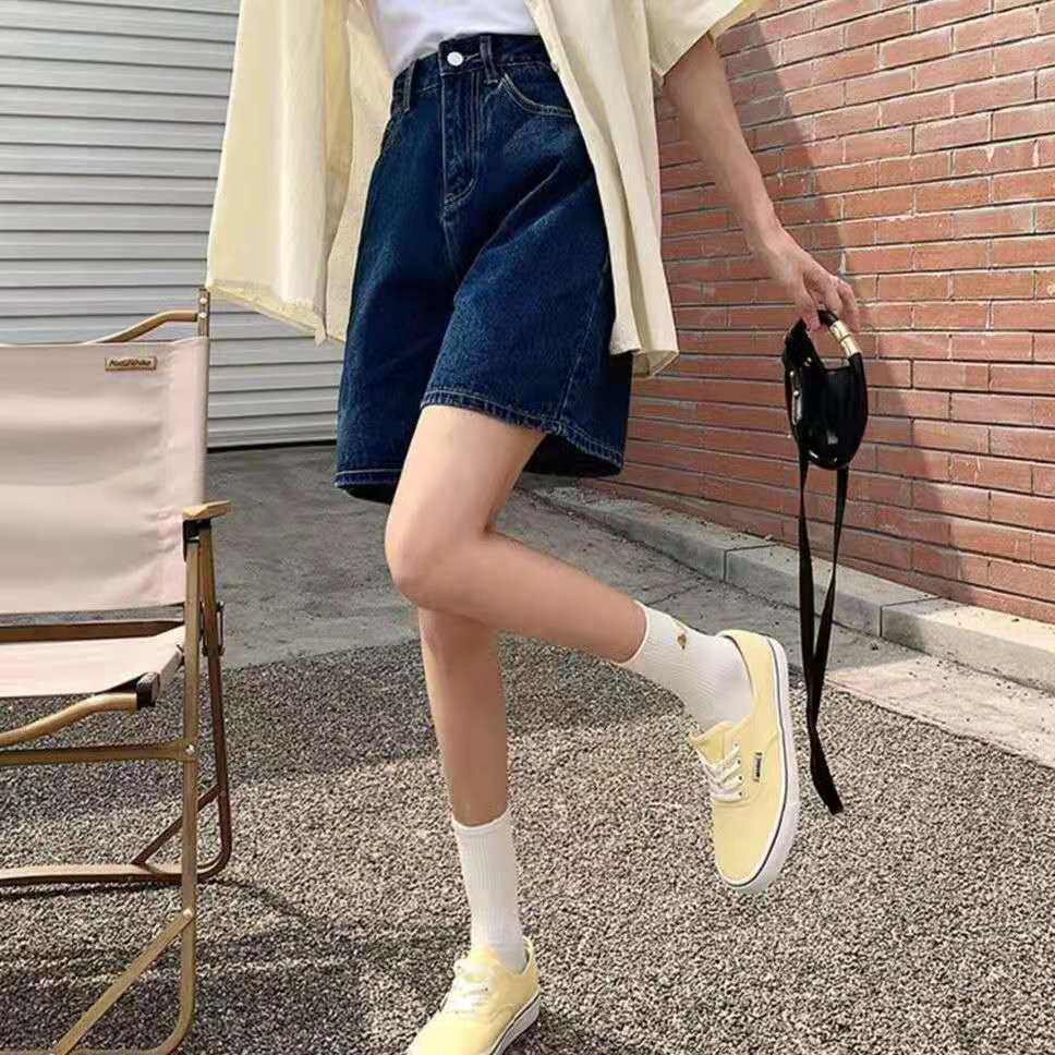 Quần Short denim Lưng Cao Ống Rộng Màu Xanh Dương Đậm Thời Trang Cho Nữ