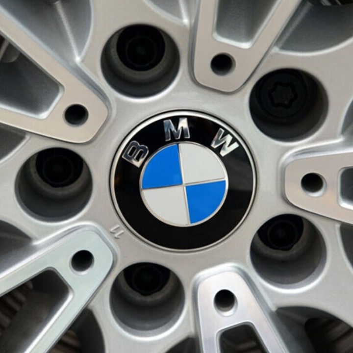 Logo chụp mâm, ốp lazang bánh xe ô tô BMW đường kính 68mm và 55mm Nhựa ABS
