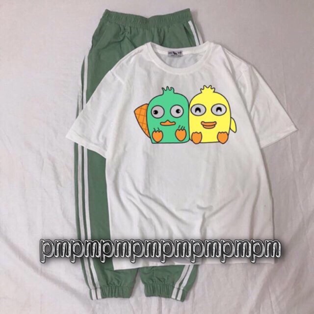 Sét áo hình và quần sọc xanh