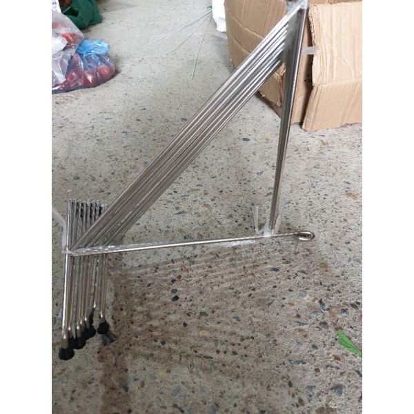 Móc treo tường cho chim cảnh