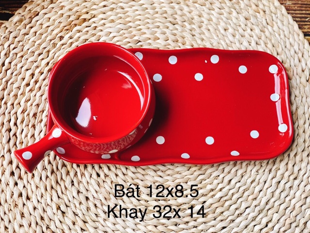 Bộ đồ ăn chấm bi đỏ cực sang chảnh