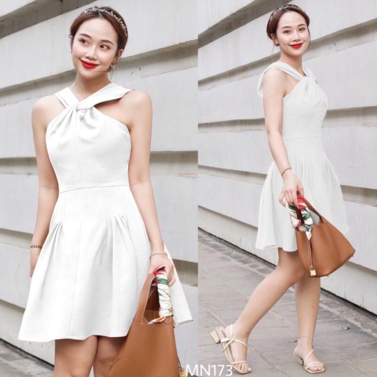 SIÊURẺ Đầm trắng Cotton dáng ngắn xoè xoắn cổ yếm trẻ trung đi chơi, đi tiệc, hẹn hò - MN173 - Đầm Váy Mina ,