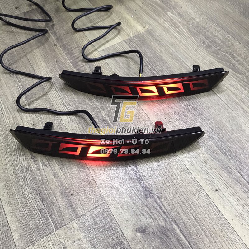 Đèn Led gầm cản sau xe Mazda 3 2020