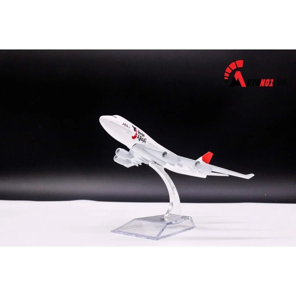 MÔ HÌNH MÁY BAY THƯƠNG MẠI 16CM EVERFLY 8000