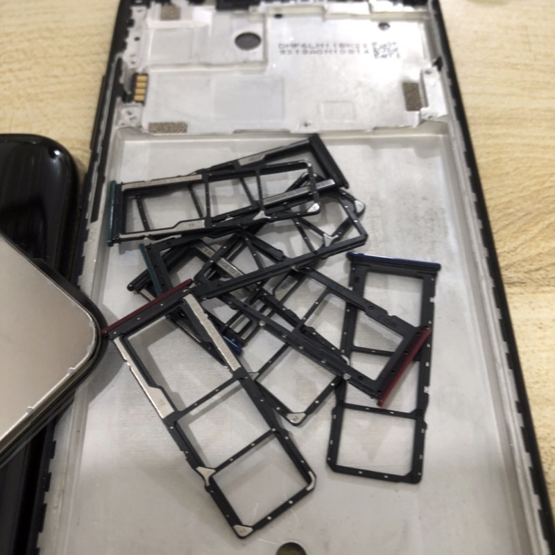 Combo Bộ Vỏ Sườn + Màn Hình Xiaomi Redmi 7 Zin Hàng Cao Cấp .( kèm khay Sim )