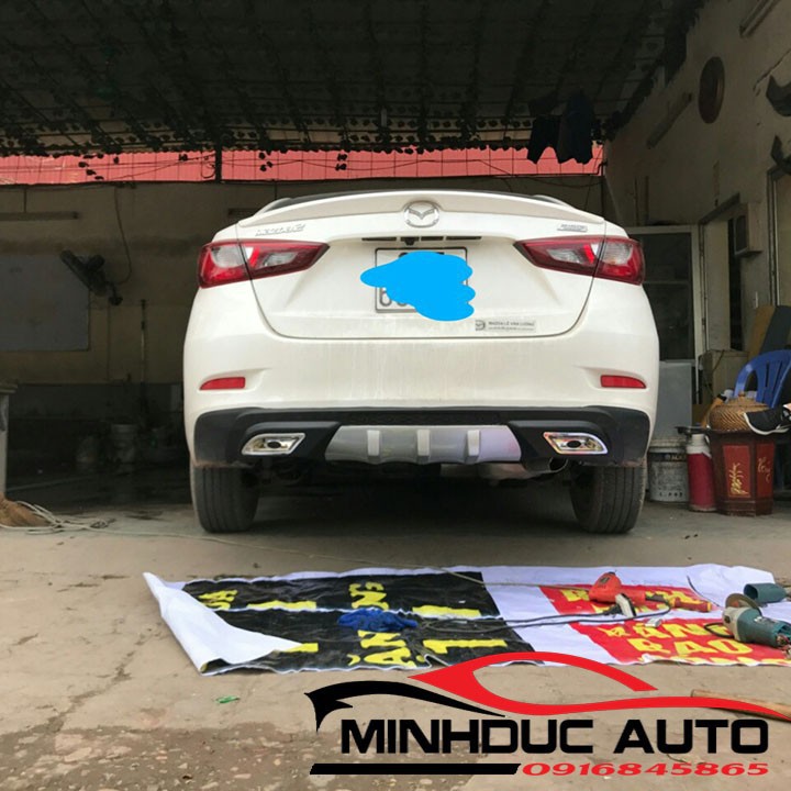 Lip chia bô MAZDA 2