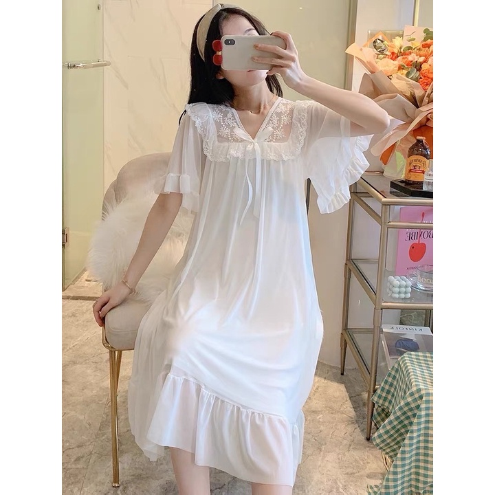 Váy ngủ voan mỏng kiểu dáng suông dài cổ điển phối bèo siêu xinh THE CELYNBRA - V15