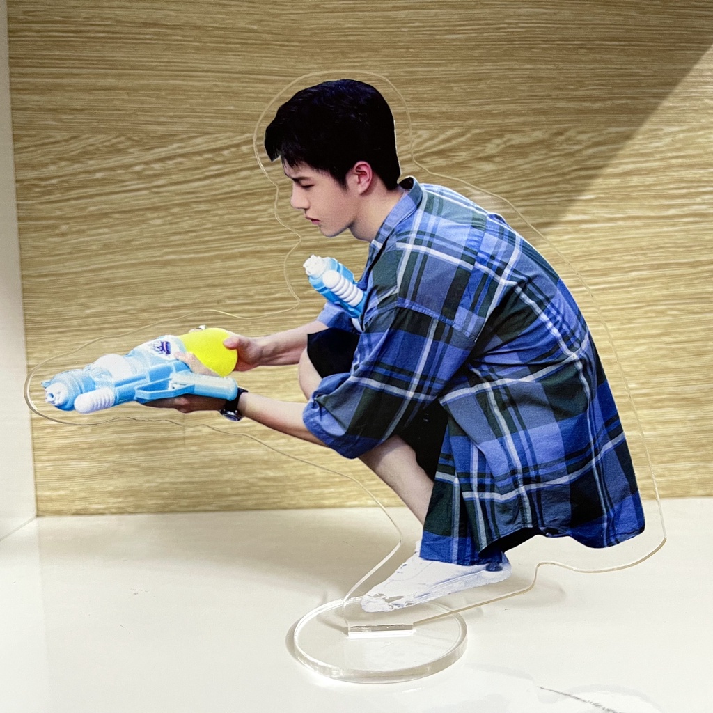 Mô hình mẫu mới nhất của Vương Nhất Bác