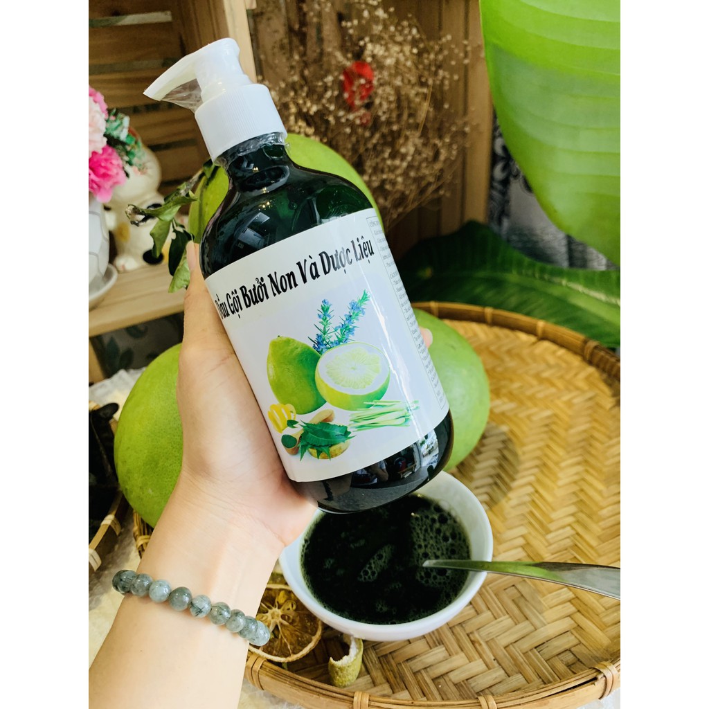 Dầu Gội Bưởi Non Thảo Dược Thiên Nhiên sạch da đầu, giảm rụng tóc, Hàng Handmade, chai 500ml - Goss Việt