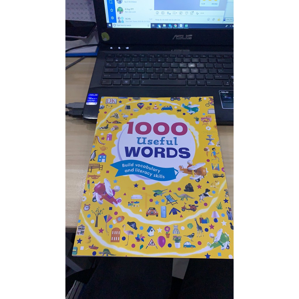 1000 Use.ful Words - 1000 từ tiếng anh thông dụng cho bé yêu thương hiệu DK CHILDREN,  21 x 0.5 x 27 cm, có file nghe.