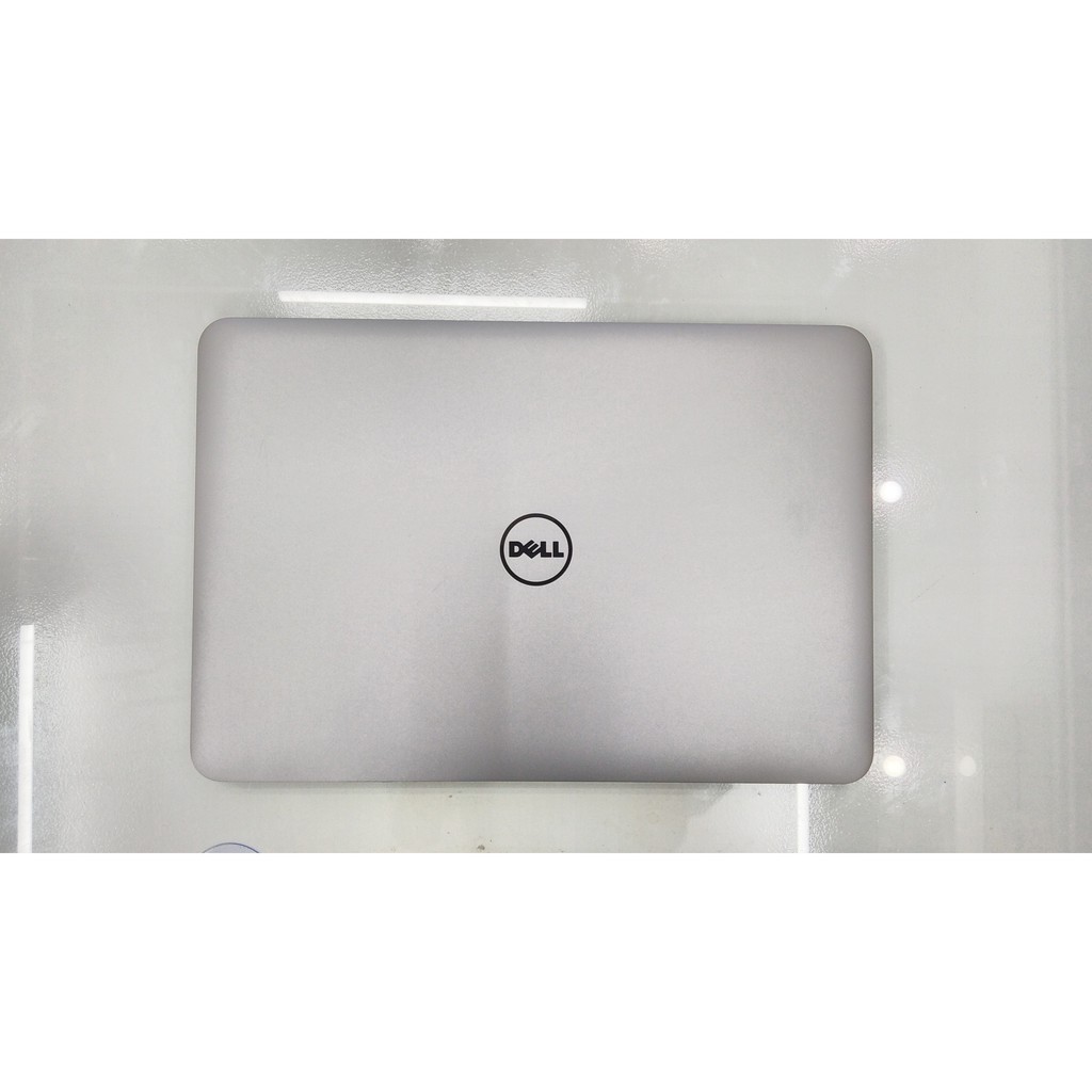 Laptop Workstation Dell Precision M3800 phù hợp để học và làm những công việc thiết kế, đồ họa/ chơi game online mượt mà