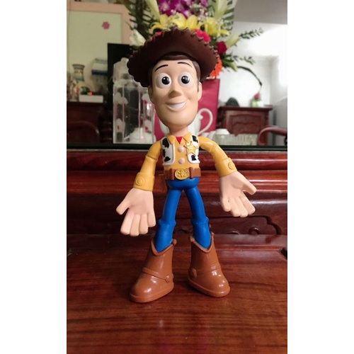Mô hình nhân vật Woody Toy story4