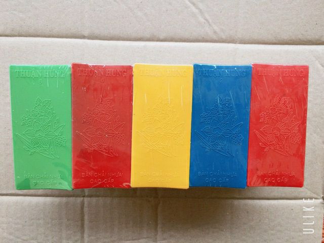 Bàn chải nhựa giặt quần áo