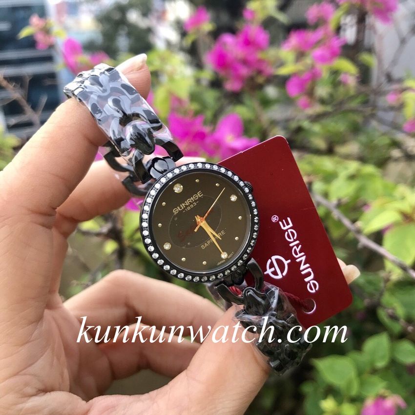 Đồng Hồ Nữ Sunrise 9977AA - Authentic - Kiểu Dáng Lắc Tay Đính Viền Pha Lê