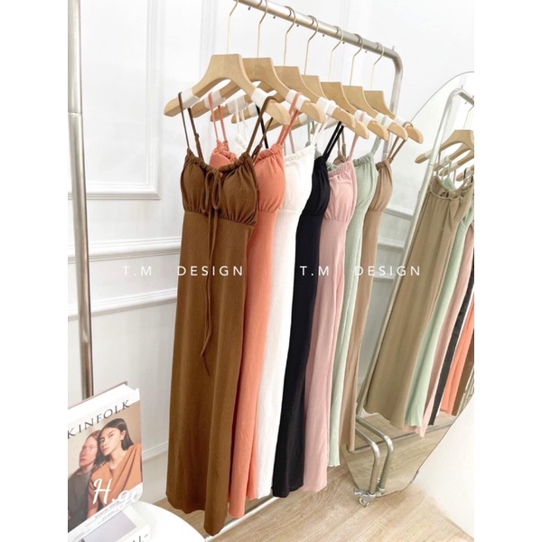 Đầm body maxi🤍