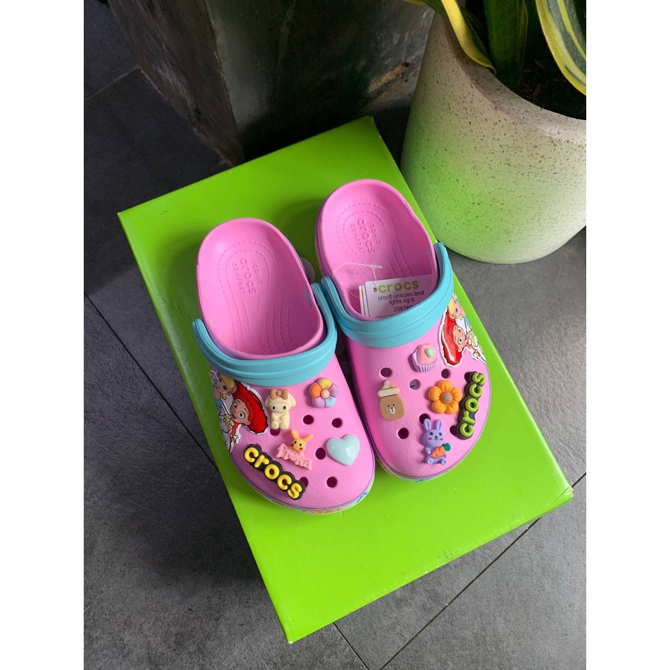 CTS - Giày Dép Crocs Trẻ Em Toy Story 4 Clog Màu Hồng Chính Hãng Size 24 Đến 35 - Tăng 6 Jibbizt - Sấu Vui Vẻ