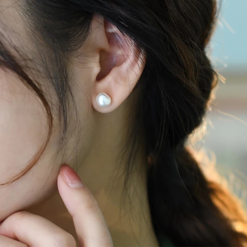 Bông Tai Dạng Xỏ Hạt Ngọc Trai Trắng 8mm Cho Nữ