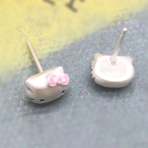 Đôi khuyên tai mạ bạc hình Hello Kitty đáng yêu cho nữ