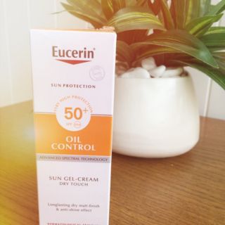 Kem chống nắng Eucerin