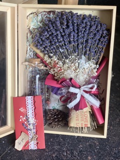 Hộp quà hoa lavender ( combo đặc biệt)
