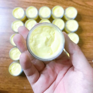 Hủ 30gr Kem Kích Trắng Body ( Tặng Kèm Muỗng )
