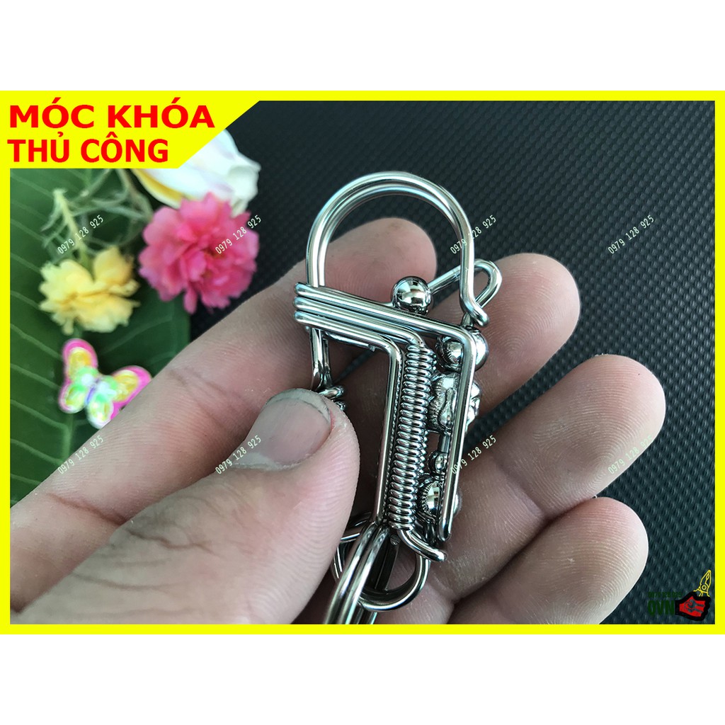 Móc chìa khóa  thần tài xe máy ô tô đẹp chất liệu inox cài lưng quần thời trang Móc khóa thủ công