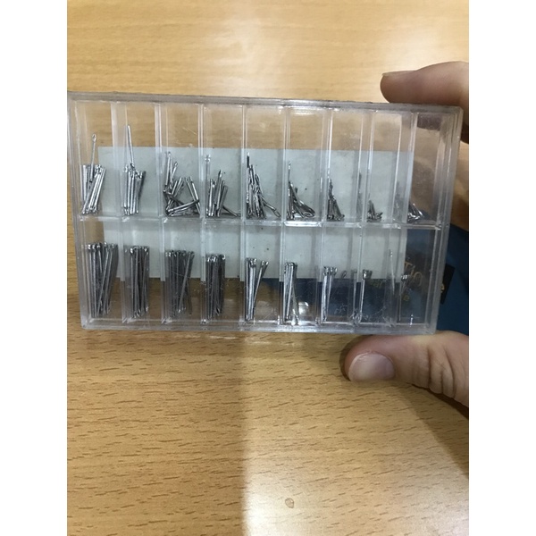 Hộp chốt chẻ gắn mắt dây đồng hồ size 6 đến 23, 360 chốt dây đồng hồ