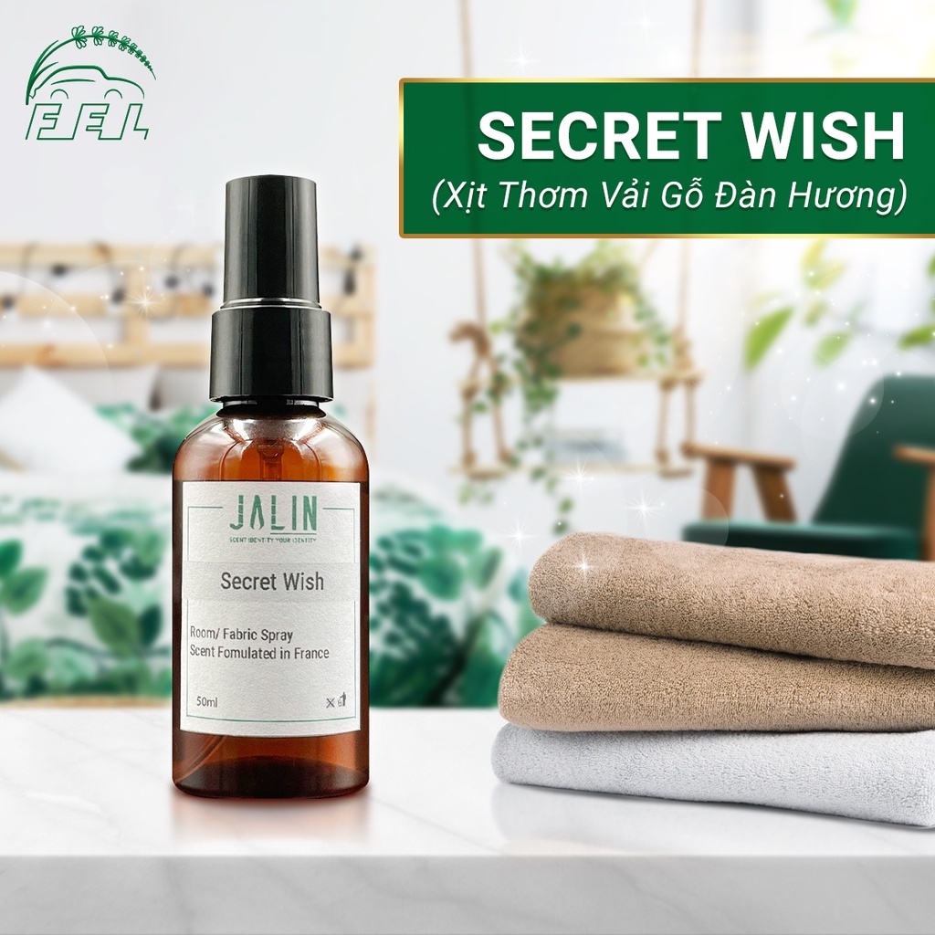 Tinh Dầu Xịt Thơm Vải Secret Wish (Hương Gỗ Đàn Hương & Vani) - 50ml