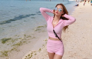 (Có sẵn) set bikini dài tay màu hồng