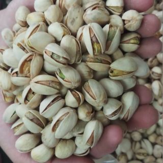 Hạt Dẻ Cười không tẩy Hộp 400g