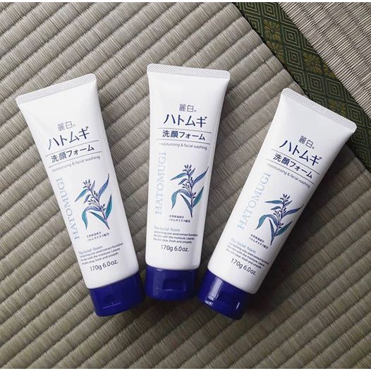 Sửa rửa mặt Dưỡng Trắng Da, Ngừa Mụn chiết xuất ý dĩ Hatomugi Naturie 130g - 170g