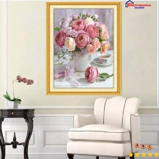 Tranh đính đá DD9492 (71cm x 59cm), tranh thêu chữ thập bình hoa khoe sắc LV3407 (50cm x 60cm)