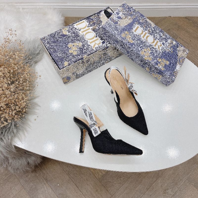 ldX(VIDEO) Sandal 9p Da Gân Gót Cong Fullbox Bill Túi Cao Cấp