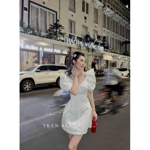 Đầm suông tay phồng cổ tim