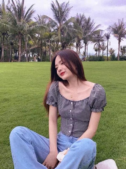 Áo Croptop Caro Cổ Vuông Tay Bồng