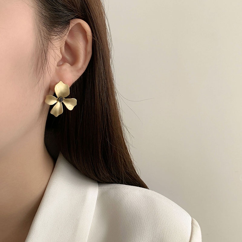 MOCHASHUKhuyên tai kim loại mạ vàng phong cách Hàn Quốc sang trọng đơn giản dành cho nữ nhiều mẫu tùy chọn